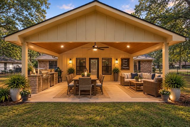 3619 Leaning Oaks, Flint, TX 75962