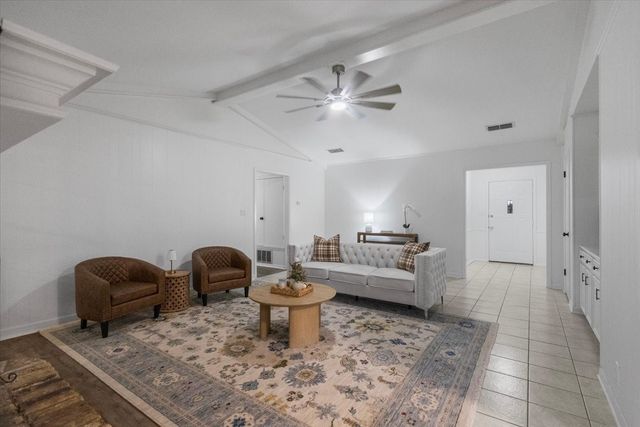 3619 Leaning Oaks, Flint, TX 75962