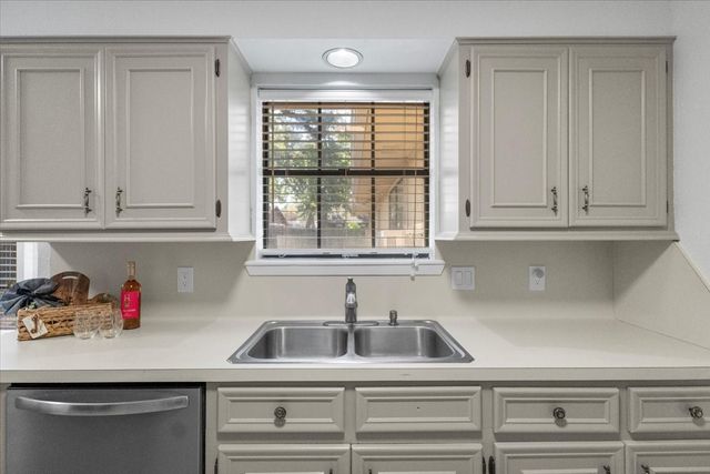 3619 Leaning Oaks, Flint, TX 75962