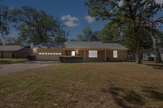 3619 Leaning Oaks, Flint, TX 75962