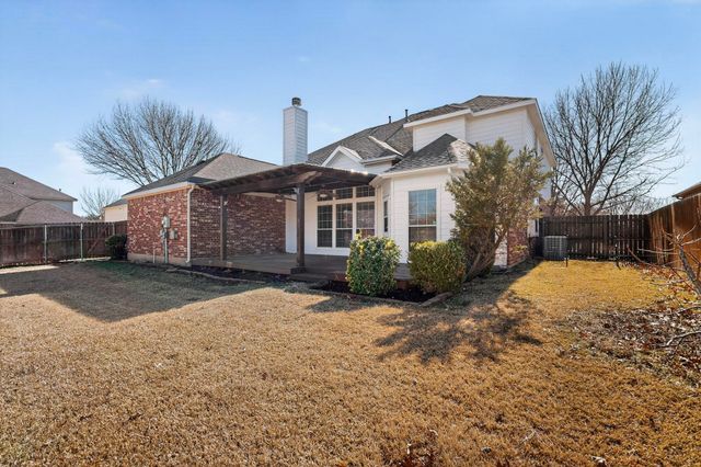 2808 Saint Mark Drive, Mansfield, TX 76063