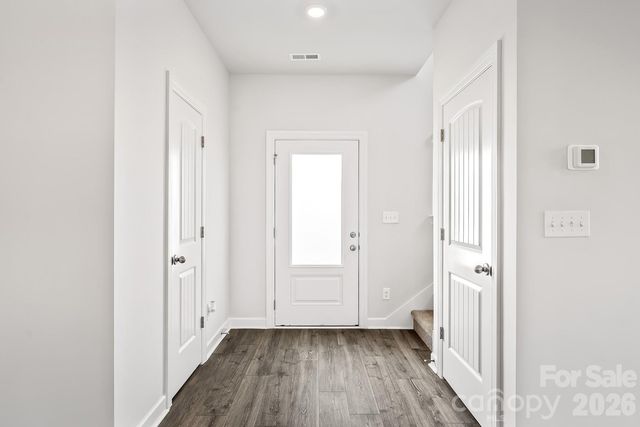 6516 Fairford Drive, Charlotte, NC 28215