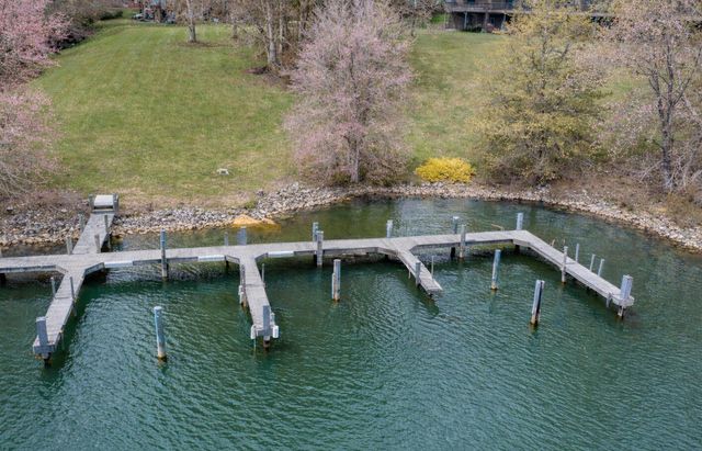 506 Harbor Ridge DR, Goodview, VA 24095