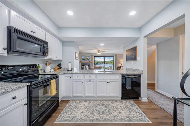 506 Harbor Ridge DR, Goodview, VA 24095