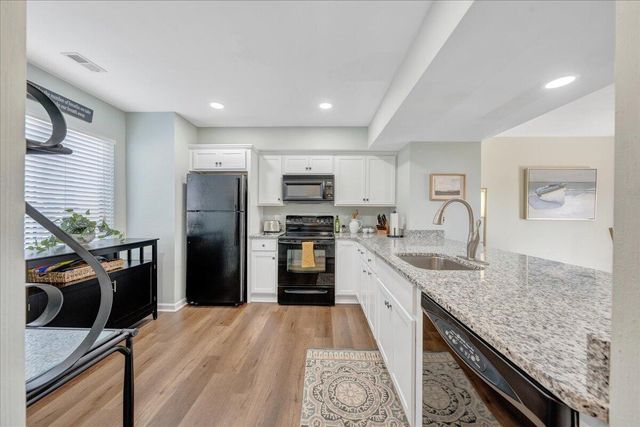 506 Harbor Ridge DR, Goodview, VA 24095