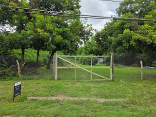 3212 Mallory Drive, Dallas, TX 75216