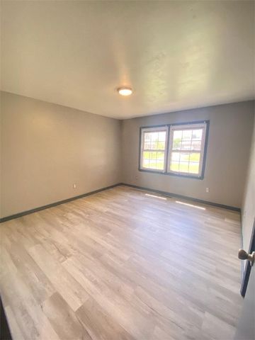 608 Apple Street, Green Forest, AR 72638