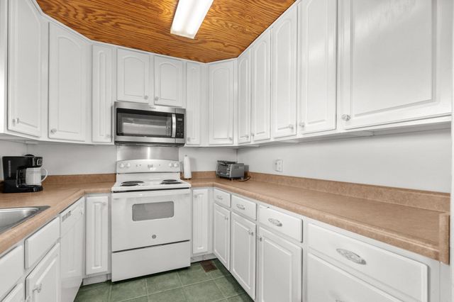 308 54th Ave. N, North Myrtle Beach, SC 29582