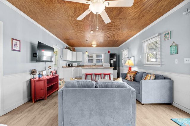 308 54th Ave. N, North Myrtle Beach, SC 29582