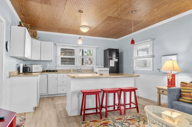 308 54th Ave. N, North Myrtle Beach, SC 29582