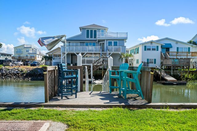 308 54th Ave. N, North Myrtle Beach, SC 29582