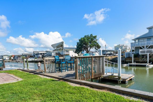 308 54th Ave. N, North Myrtle Beach, SC 29582