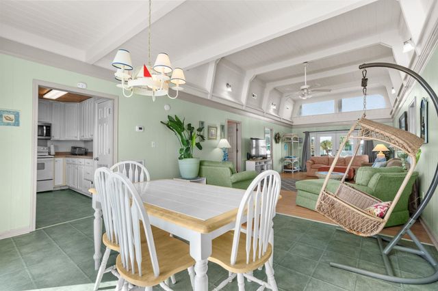 308 54th Ave. N, North Myrtle Beach, SC 29582