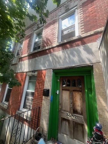 8692 102nd Street, Richmond Hill, NY 11418
