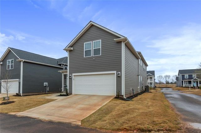 108 Founders Boulevard, Central, SC 29630