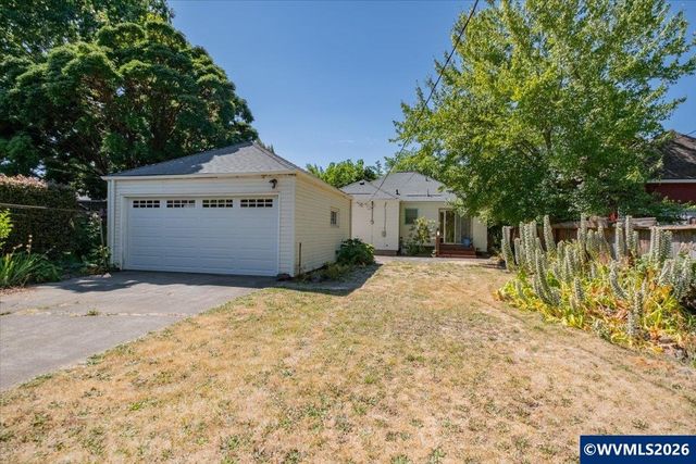 350 19th St NE, Salem, OR 97301