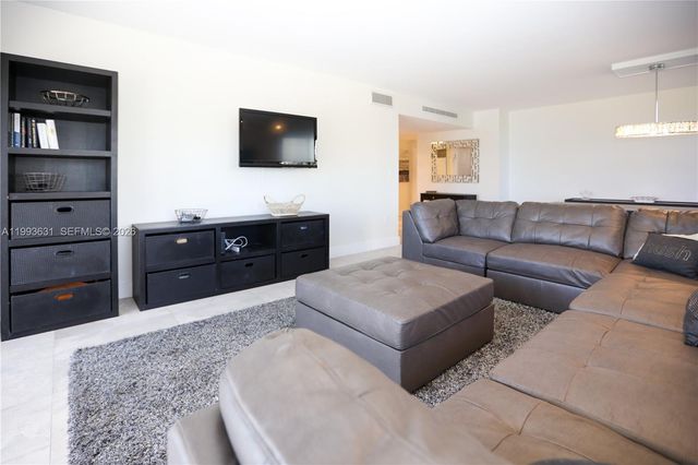 300 Bayview Drive 216, Sunny Isles Beach, FL 33160