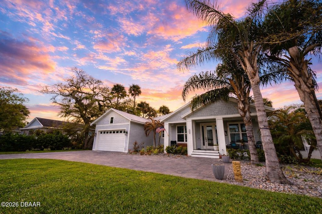1508 Saxon Drive, New Smyrna Beach, FL 32169