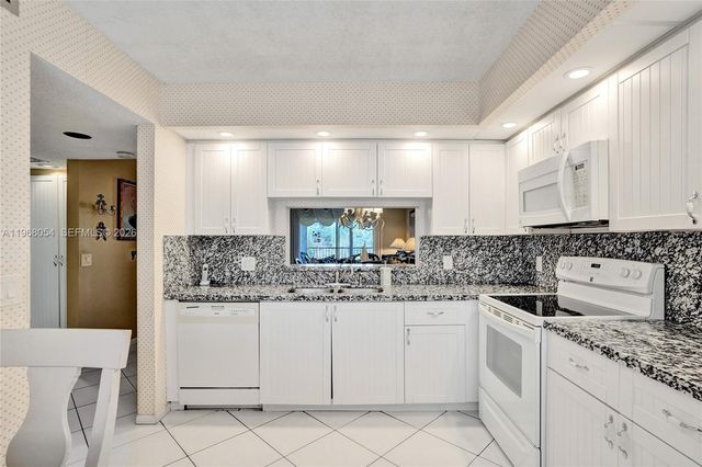 1151 SW 128th Ter 410D, Pembroke Pines, FL 33027