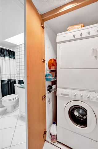 1151 SW 128th Ter 410D, Pembroke Pines, FL 33027