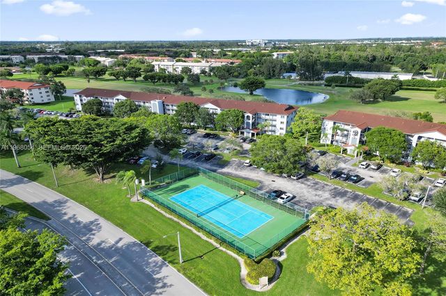 1151 SW 128th Ter 410D, Pembroke Pines, FL 33027