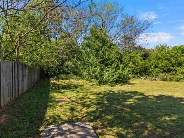 105 Valley Creek Drive, Boiling Springs, SC 29316