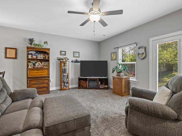 105 Valley Creek Drive, Boiling Springs, SC 29316