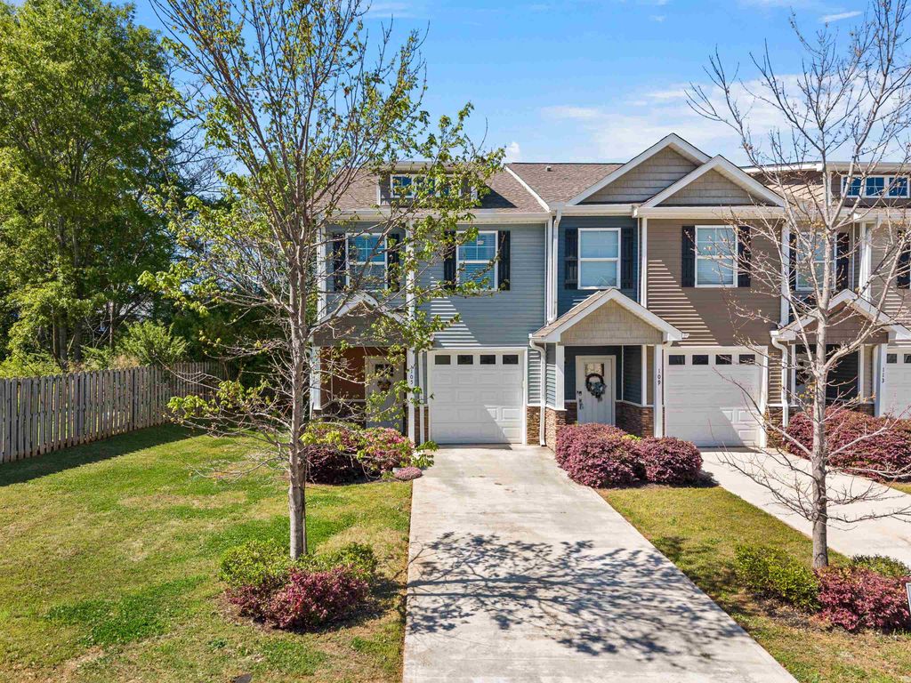 105 Valley Creek Drive, Boiling Springs, SC 29316