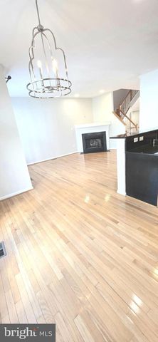 44272 SILKWORTH TER, Ashburn, VA 20147
