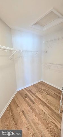 44272 SILKWORTH TER, Ashburn, VA 20147