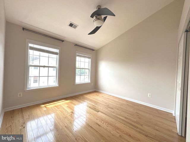 44272 SILKWORTH TER, Ashburn, VA 20147