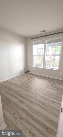 44272 SILKWORTH TER, Ashburn, VA 20147