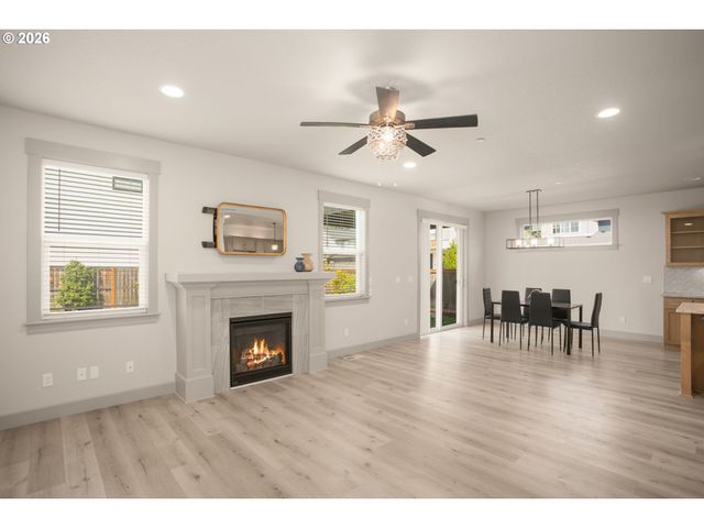 765 N 34TH Ter, Cornelius, OR 97124