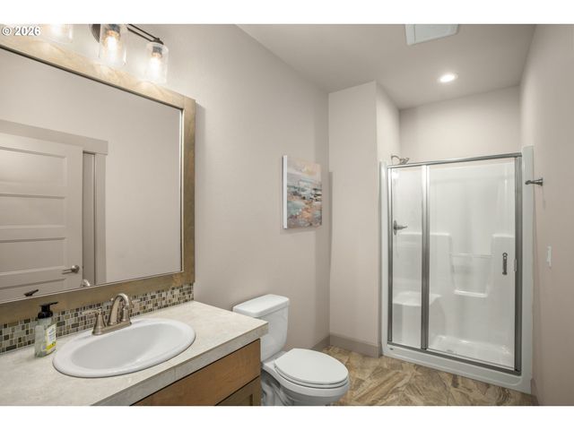 765 N 34TH Ter, Cornelius, OR 97124