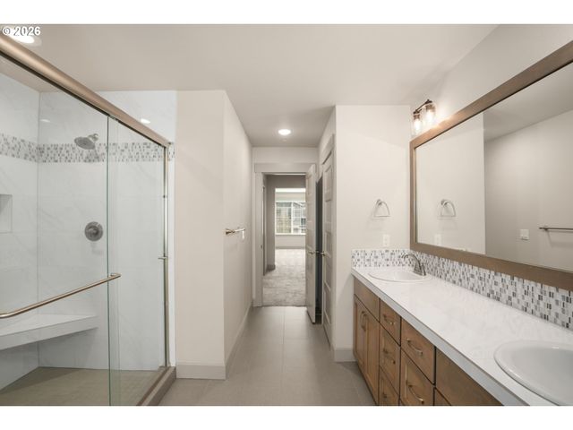 765 N 34TH Ter, Cornelius, OR 97124