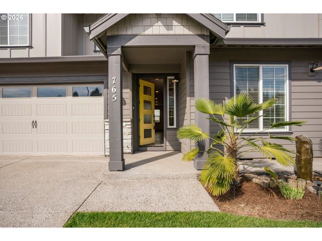 765 N 34TH Ter, Cornelius, OR 97124