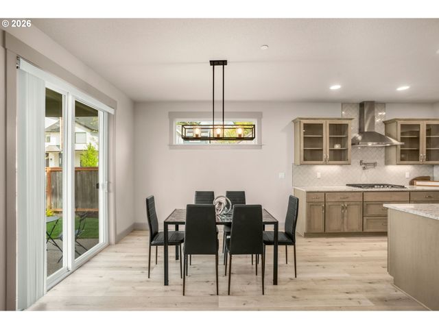 765 N 34TH Ter, Cornelius, OR 97124