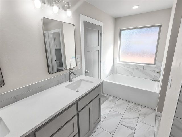 109 S 6th Ave, Sterling, OK 73567