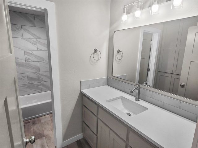 109 S 6th Ave, Sterling, OK 73567