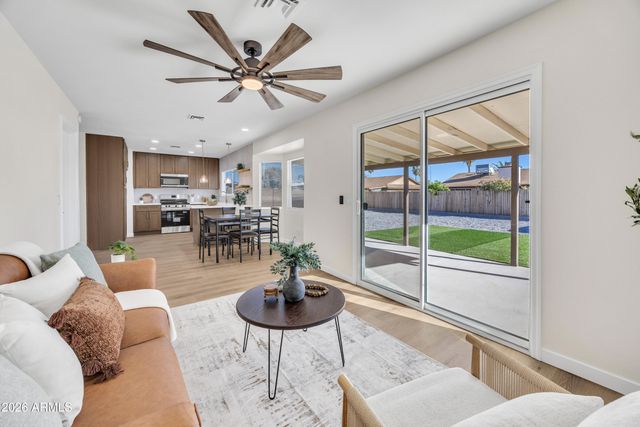 1743 E IRWIN Avenue, Mesa, AZ 85204