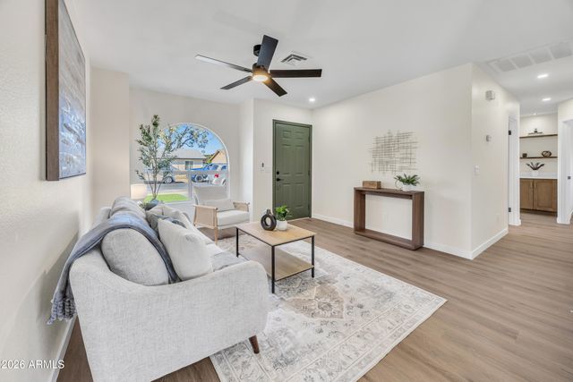 1743 E IRWIN Avenue, Mesa, AZ 85204