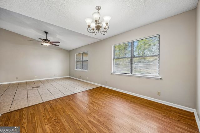 132 Woodvalley Drive, Kingsland, GA 31548
