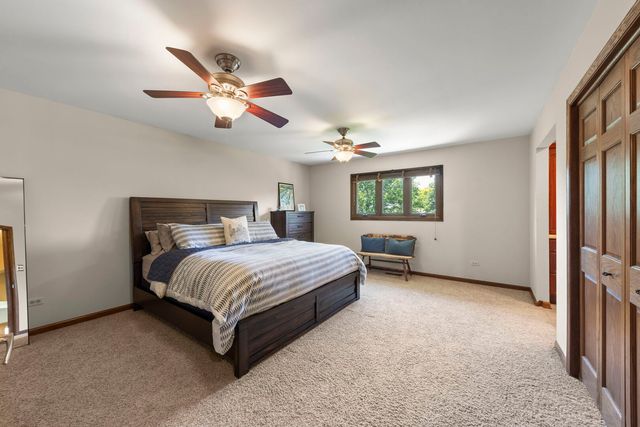 1825 Northbridge Place, Downers Grove, IL 60516