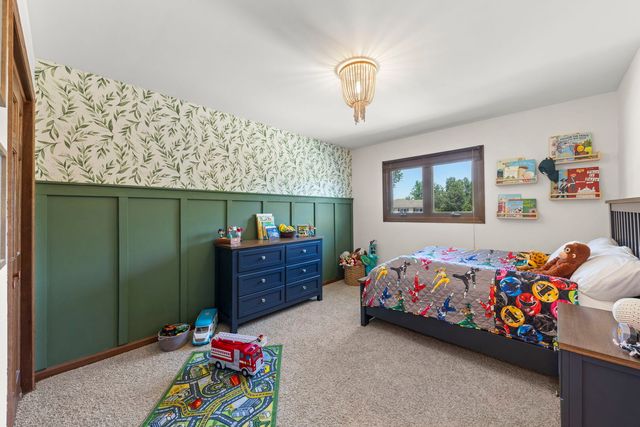 1825 Northbridge Place, Downers Grove, IL 60516