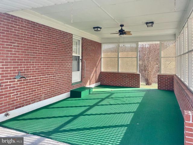 326 SCHOOL ST, Romney, WV 26757