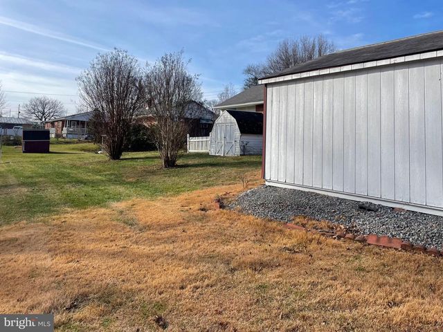 326 SCHOOL ST, Romney, WV 26757