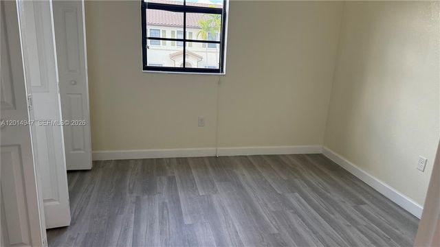 9213 W 33rd Way, Hialeah, FL 33018