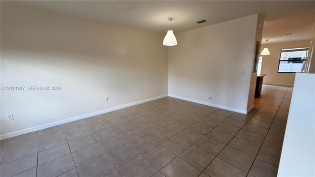 9213 W 33rd Way, Hialeah, FL 33018