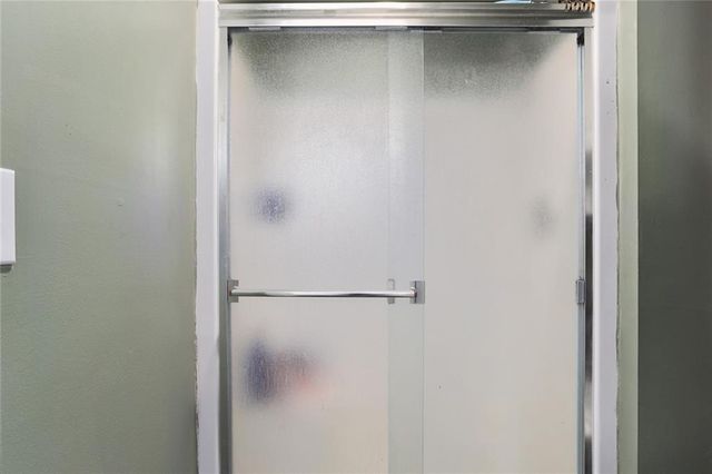 8120 NW Delta Drive, Kansas City, MO 64151