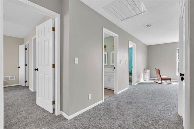 8120 NW Delta Drive, Kansas City, MO 64151